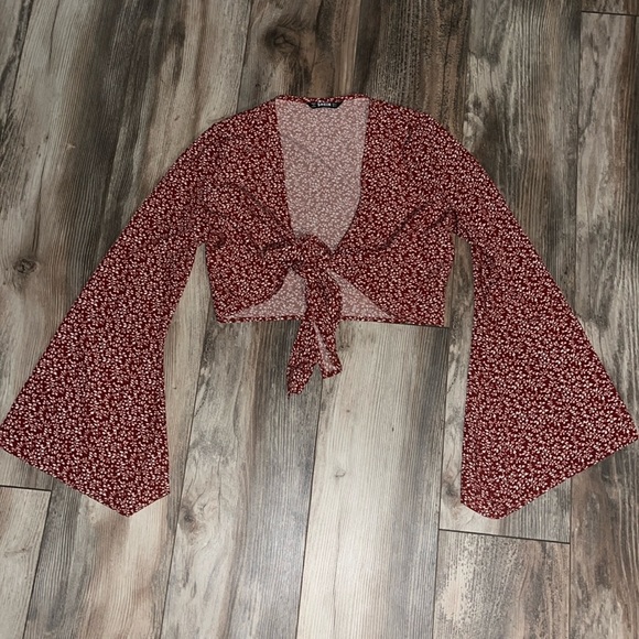 SHEIN Tops - SHEIN NWOT S long sleeve crop top